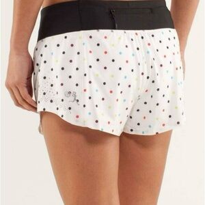 Lululemon Run Light As Air Short Sz 8 2012 Seawheeze - Wheezy Dot Multi / Black